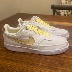 Nike Men’s Court Vision Low Canvas White-Mineral Clay-Sesame. Size 12